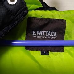 まだ着れるベンチコートの画像