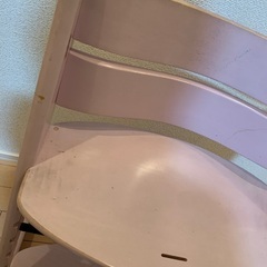 今週末で終了します　ハイチェア　椅子の画像