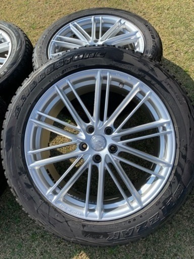 ブリヂストン　ホイール 235/55R19