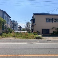 久留米市上津ニ丁目国道3号線に面した古家付売地♪