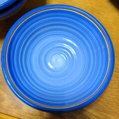 お皿3枚（青）の画像
