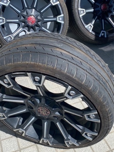 クリムソン MGモンスター  225/35R20 タイヤホイル