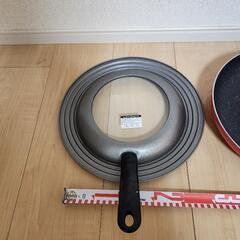フライパン　大小各種の画像