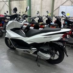 【セール値下中‼️】PCX JF56✨距離薄✨タイヤ前後交換済✨セル1発‼️全国陸送✨他にもあります🛵の画像