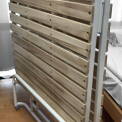【美品】すのこ折りたたみベッド (シングル)の画像
