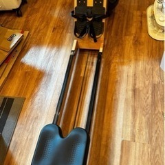 ボート漕ぎトレーニング（ローイング）マシン