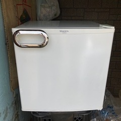小型冷蔵庫