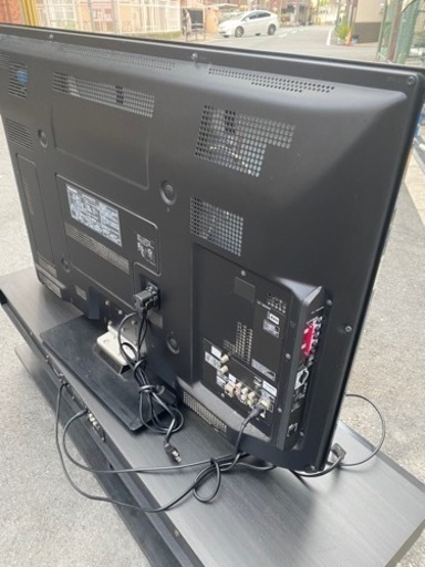 ? 大阪市内配達設置無料 ?40インチテレビ　テレビ台スピーカー付き??保証有り