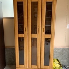 【値下げ】木製本棚　ガラス扉・引出し付き　ナチュラル色　可動棚