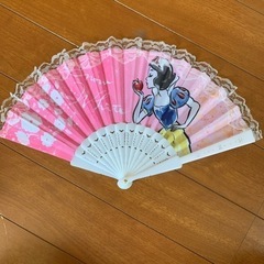 新品　ディズニー　レース付きモダン扇子🪭の画像