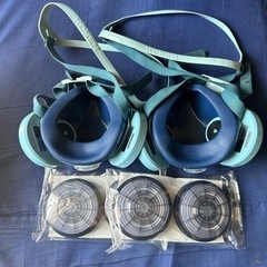 興研製　全面マスク&半面マスク2個の画像