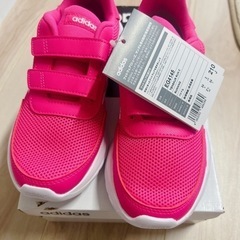 adidas シューズ　21cm 新品未使用