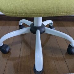 オフィスチェアの画像