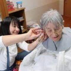 平均手取り月収47万！🌸訪問美容師募集🌸　業界最高水準！提携介護施設442か所　時給2000円以上お支払い！の画像