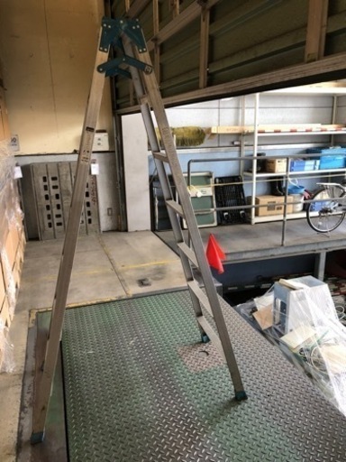 値下げしました‼️アルミ脚立！KWー210