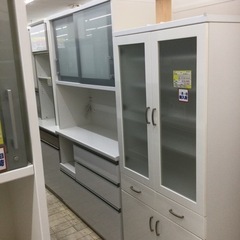【✨使用期間少なめ❗️スチーム対応❗️コンセント口3個❗️ホワイト❗️引き戸❗️✨】定価¥125,000 松田家具 2面レンジボード