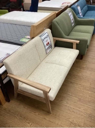 KE-37【新入荷　リサイクル品】2シーターアームソファ　ベージュ