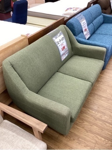 KE-38【新入荷　リサイクル品】2シーターソファ　グリーン