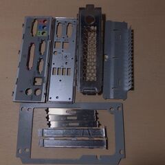 パソコンパーツ 金属 いろいろ