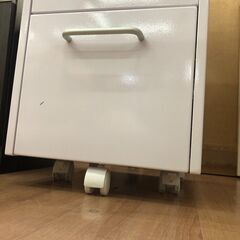 【展示品・未使用品】ネイルワゴン スリムタイプ キャスター付き 大容量収納 定価12,990円💳自社配送時🌟代引き可💳※現金、クレジット、スマホ決済対応※）の画像