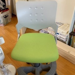 デスクチェア