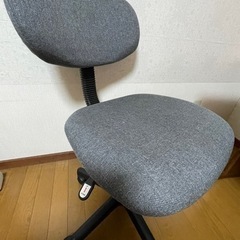 ニトリ　デスクチェア(5月中に処分)