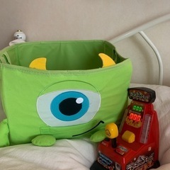 子供おもちゃ、ディズニー収納ボックスの画像