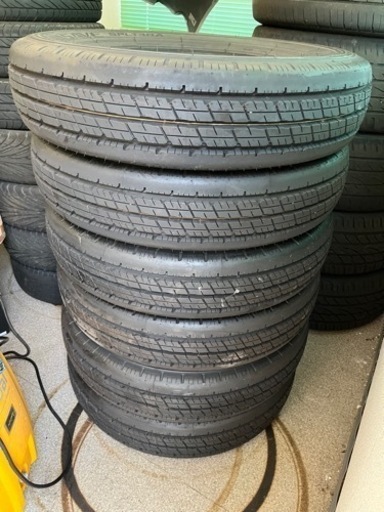 １９５　８５　１５　新品６本