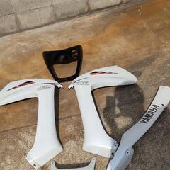 マジェスティ125 カウル 外装の画像