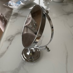 拡大鏡付き卓上ミラー　の画像