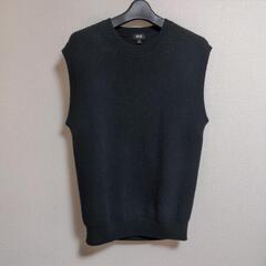 UNIQLO　ニット　ベスト　ミドルゲージ　クルーネック　M