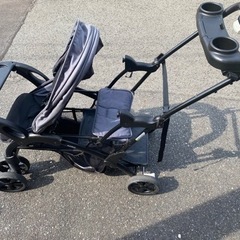 値下げしました！二人乗りベビーカー！双子さん、年が使い兄妹がいる方！