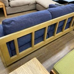 ACME Furniture/アクメファニチャー】三人掛けソファーのご紹介です！！！