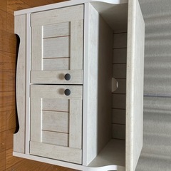 テレビ台、棚