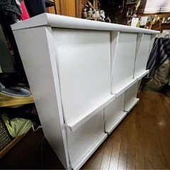 マガジンラック　フラップシェルフ