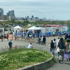 豊中市　建設　求人！豊中市　解体　求人！建築現場、現場作業員募集！年齢経験資格不問！日払い、前借り、寮、相談可ですの画像