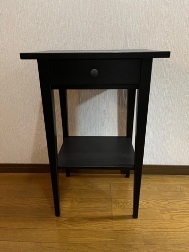 IKEAヘムネス　イケア　サイドテーブル　コーヒーテーブルに