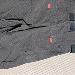 oshkosh 濃い茶色ハーパン　メンズMサイズ　の画像