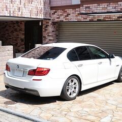 検査5年12月528i Mスポーツ 2000ccターボ/アクティブクルーズ/地図2023年版/HDDナビ/地デジ/バックカメラ/ブラックレザー/Bluetooth音楽/ETCの画像