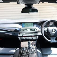 検査5年12月528i Mスポーツ 2000ccターボ/アクティブクルーズ/地図2023年版/HDDナビ/地デジ/バックカメラ/ブラックレザー/Bluetooth音楽/ETCの画像