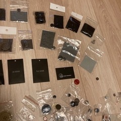 洋服　ボタン　はぎれの画像