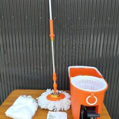 【美品】アイリスオーヤマ　回転モップ　洗浄機能付き　KMO-490S