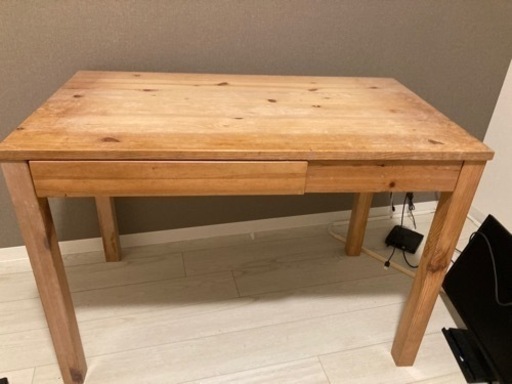 【引き取り予定確定済】無印良品　パイン材　学習机（W100cm, D58cm, H70cm）