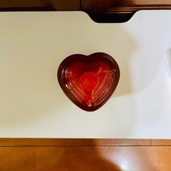 [新品・未使用] ル・クルーゼ　ハート型 ココット 耐熱食器の画像