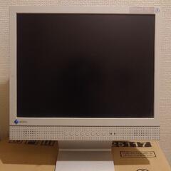 昔のモニターです。EIZOです。