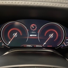 ローンOK!! BMW740e Msport【G11】(28,000km)の画像