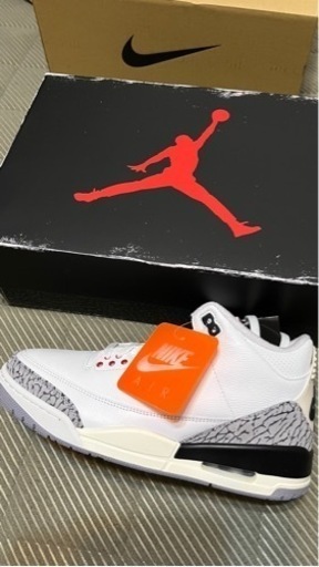 エアジョーダン3 レトロ　White CementReimagined