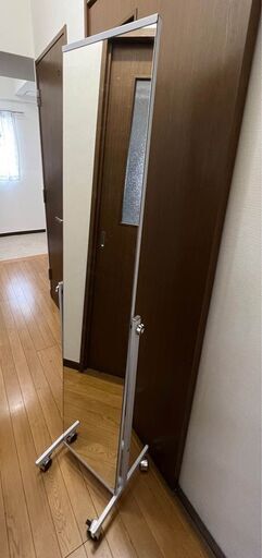 格安販売✨1月31日までスタンドミラー  (姿見 ) ☆引き取りに来られる方のみ☆