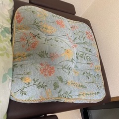 正方形　座布団