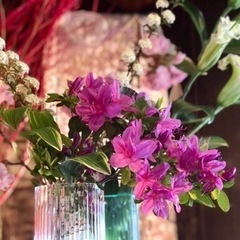 大正浪漫をイメージした活花があふれるおしゃれなお店で働きませんか？の画像
